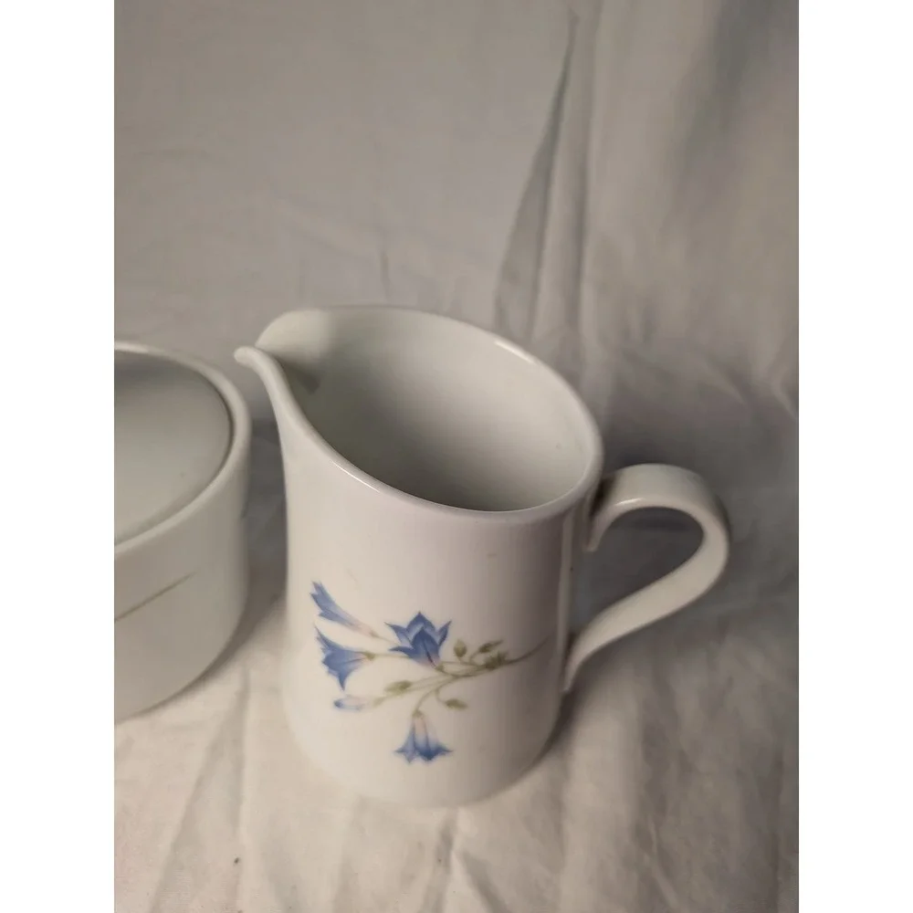 Corning Blue Bell Creamer and Sugar Bowl Set Vintage White Blue Floral 81-TY